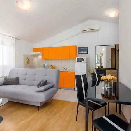 In Porec/istrien 9863 Appartement